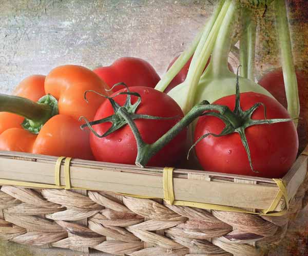 tomatoe pepper basket
